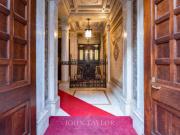 Appartamento di 130 m con 5 locali in vendita a Milano