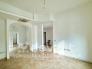 Appartamento di 163 m con più di 5 locali e box auto in...