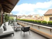 Appartamento di 165 m con 5 locali e box auto in vendita...