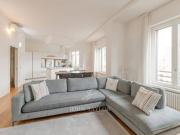 Appartamento di 165 m con 5 locali in vendita a Milano