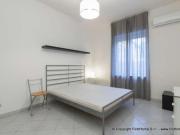 Appartamento di 16 m con 4 locali in affitto a Milano