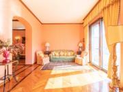 Appartamento di 170 m con più di 5 locali in vendita a...