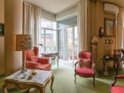 Appartamento di 220 m con 5 locali e box auto in vendita...