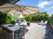 Appartamento di 260 m con 4 locali e box auto in affitto...