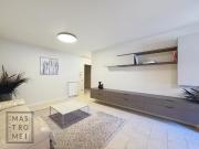 APPARTAMENTO di 4 vani e di 85 mq LUCCA rif. 12V