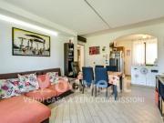 Appartamento di 85 m con 3 locali e box auto doppio in...