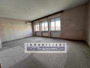 APPARTAMENTO di 8 vani e di 140 mq VIAREGGIO Viareggio...