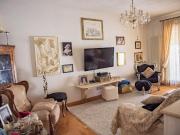 Appartamento di ampia superficie con entrata...