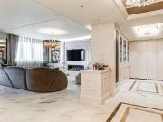 Appartamento di lusso a San Siro, Milano con piscina...