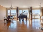 Appartamento di lusso di 206 m² in vendita Via Carlo...