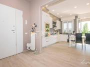 Prestigiosa villa in vendita Strada Panni, Modena,...