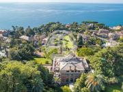 Appartamento di lusso di 612 m² in vendita Genova, Italia