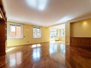 Prestigioso appartamento di 196 m² in vendita Via...