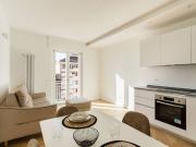 Appartamento di lusso in vendita Via Cenisio, 42,...