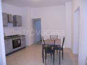 Appartamento in affitto a Catania via Grotte Bianche,...