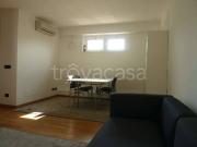 Appartamento in affitto a Como, arredato, lavatrice,...