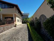 Appartamento in affitto a Giugliano in Campania via Lago...