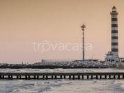 Appartamento in affitto a Jesolo via Enrico Dandolo, 5,...