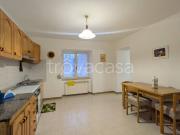 Appartamento in affitto a Longano piazza Gabriele...