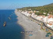 Appartamento in affitto a Messina via Lungomare,...
