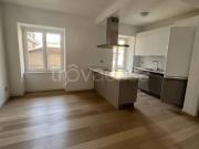 Appartamento in affitto a Milano via Solari,...