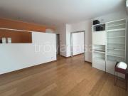 Appartamento in affitto a Milano via Antonio Kramer,...