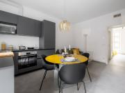 Appartamento in affitto a Milano via Antonio Tolomeo...