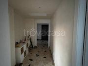 Appartamento in affitto a Milano via Astura, 9,...