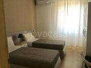 Appartamento in affitto a Milano via Carlo Parea,...