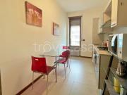 Appartamento in affitto a Milano via Corno di Cavento,...