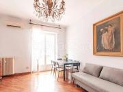 Appartamento in affitto a Milano via Emilio Cornalia,...