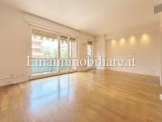 Appartamento in affitto a Milano via Emilio Morosini,...