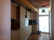 Appartamento in affitto a Milano via Evangelista...