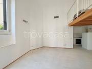 Appartamento in affitto a Milano via Giacomo Leopardi,...