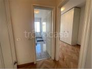 Appartamento in affitto a Milano via Gustavo Fara, 20,...