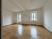 Appartamento in affitto a Milano via Gustavo Modena,...