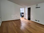 Appartamento in affitto a Milano via Gustavo Modena,...