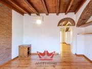 Appartamento in affitto a Milano via Mortara, 4,...