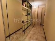 Appartamento in affitto a Milano via Oglio, 35,...