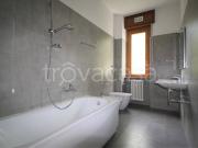 Appartamento in affitto a Milano via Pinerolo, box,...