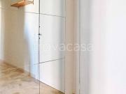 Appartamento in affitto a Milano via Pordenone, 19,...