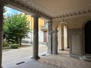 Appartamento in affitto a Milano via Spartaco, 10,...