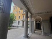 Appartamento in affitto a Milano via Spartaco, 10,...