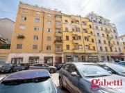 Appartamento in affitto a Milano via Visconti...