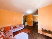 Appartamento in affitto a Milano via Zanzur, 3,...