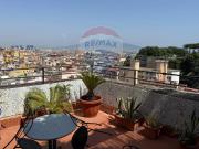 Appartamento in affitto a Napoli corso Vittorio...