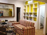 Appartamento in affitto a Napoli via Calabritto,...