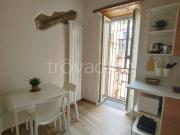 Appartamento in affitto a Napoli via Chiaia, arredato,...