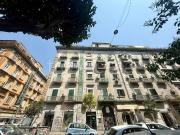 Appartamento in affitto a Napoli via Firenze, 32,...