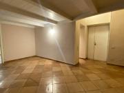 Appartamento in affitto a Napoli via Nardones, 74, box,...